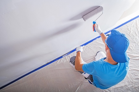 How to Choose the Right Paint Type for Different Surfaces Around Your Home